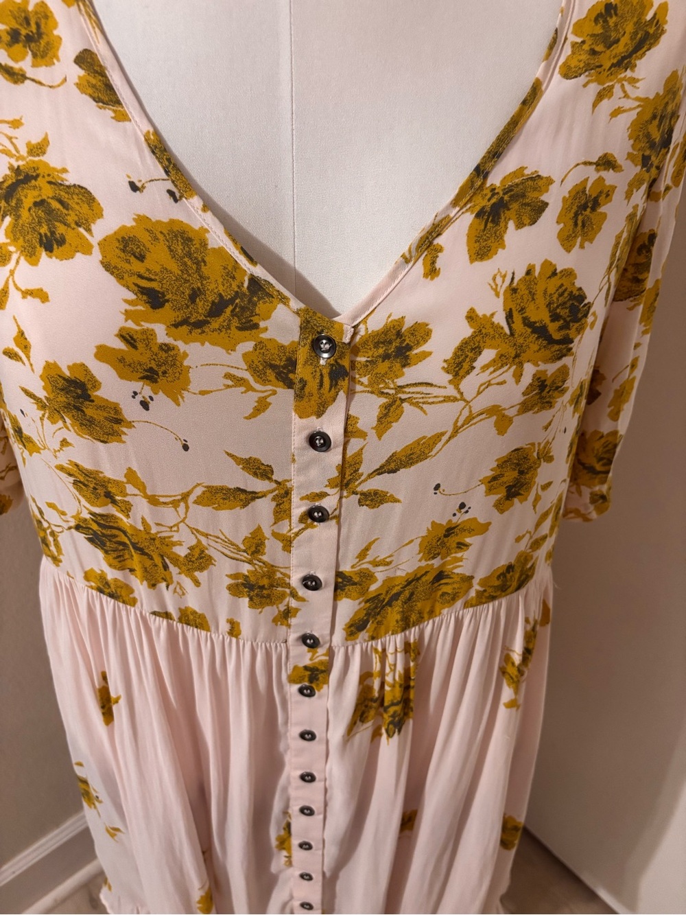 FREE PEOPLE Floral Button-Front Babydoll Dress in Mustard on Blush - Picture 2 of 5